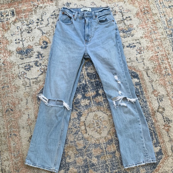 Abercrombie and Fitch jeans sz 24 - Picture 1 of 4